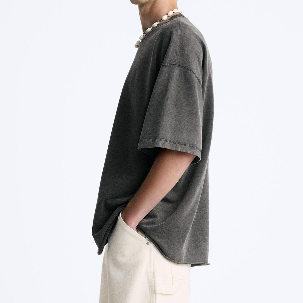 Love On The Line | Unisex Oversized Short-Sleeve T